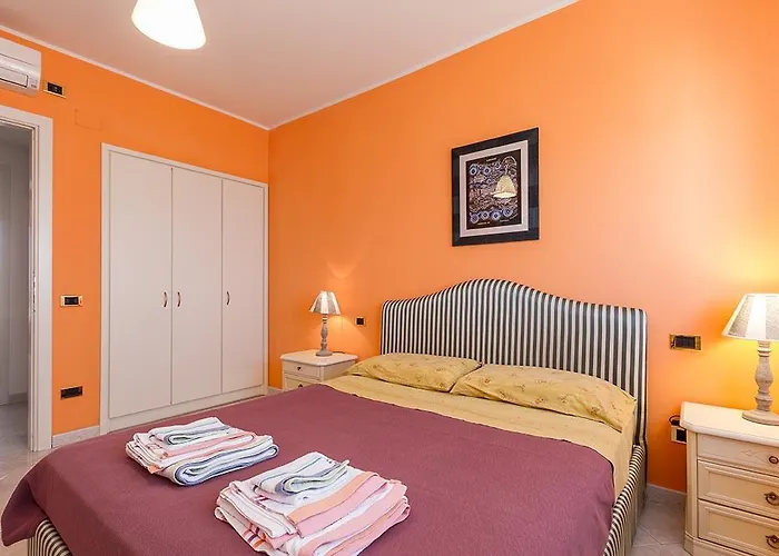 Mareya Oda ve Kahvaltı 3*